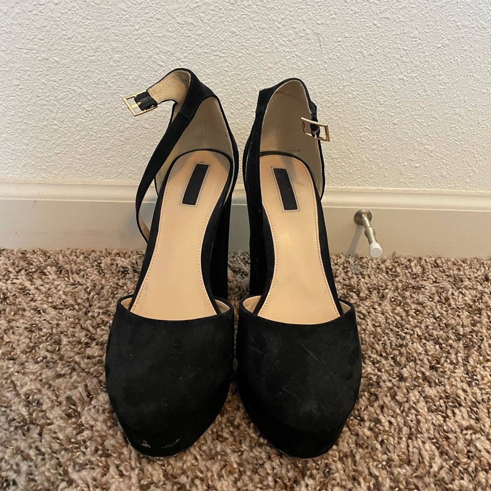 Black 4 inch heels - size 7
